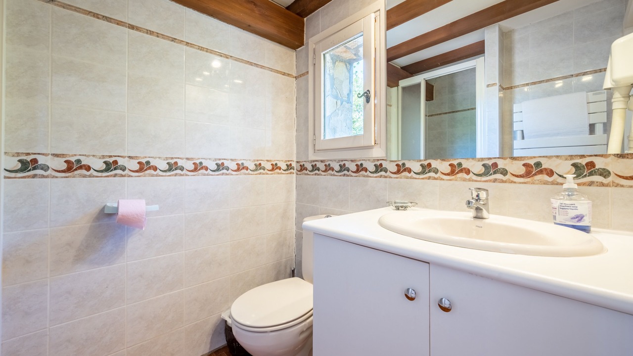 Photo of Bathroom in Le Plan-de-Grasse