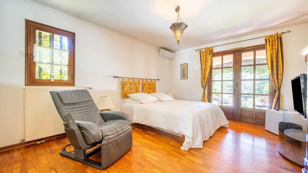 Photo of Bedroom in Le Plan-de-Grasse