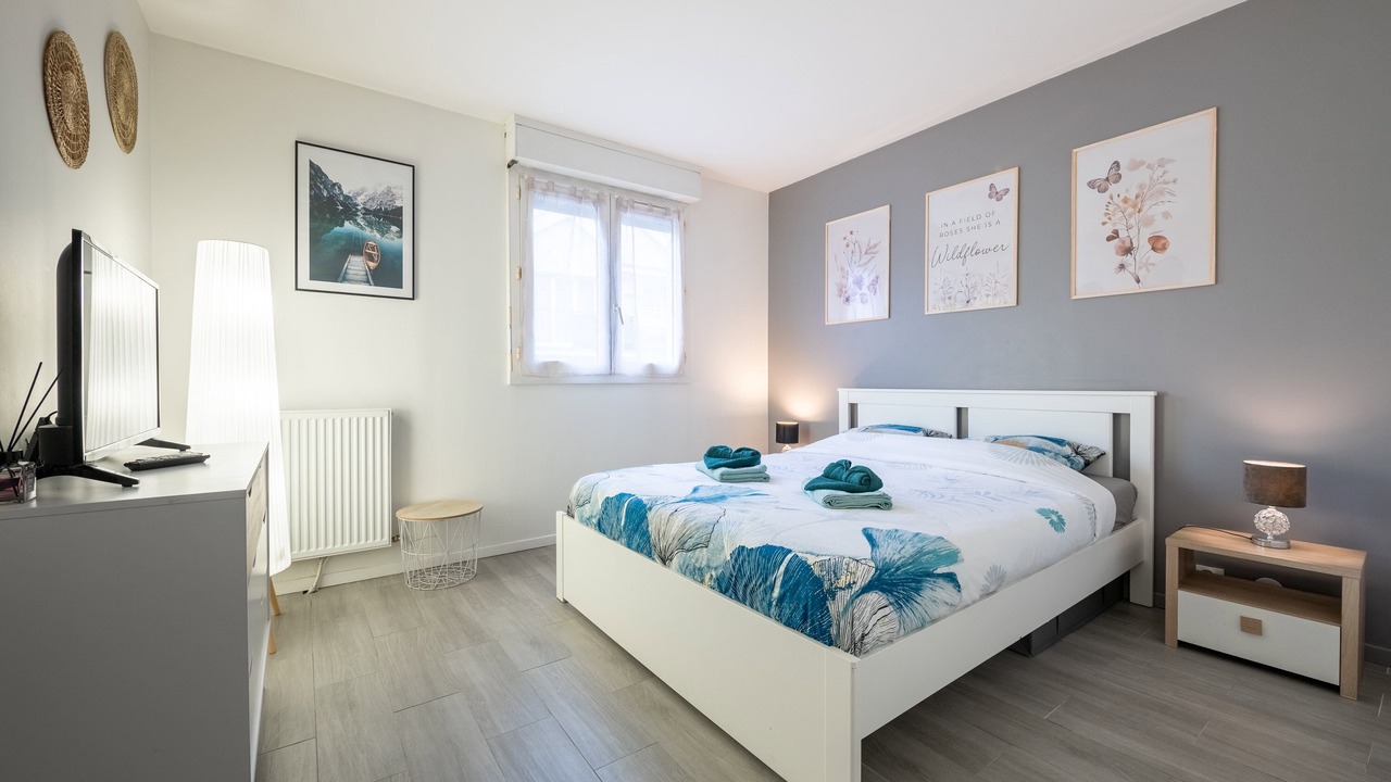 Photo of Bedroom in Bussy-Saint-Georges