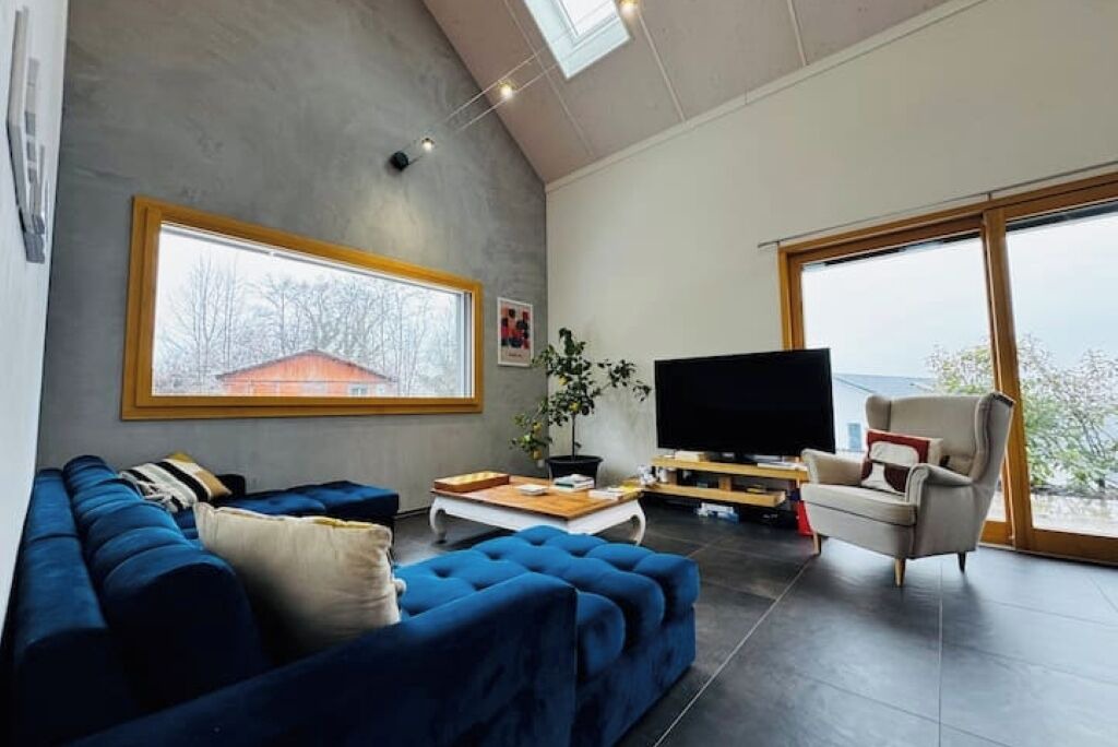 Photo of Livingroom in Saint-Legier-La Chiesaz