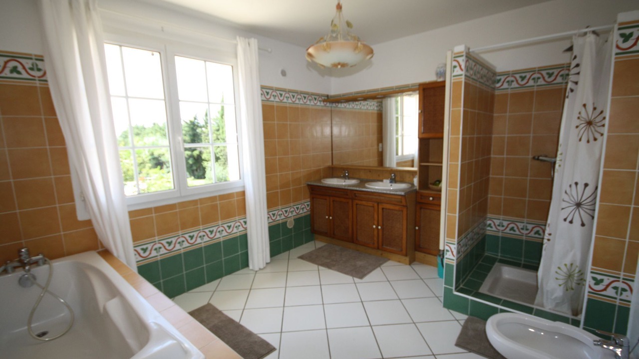 Photo of Bathroom in Fabregues