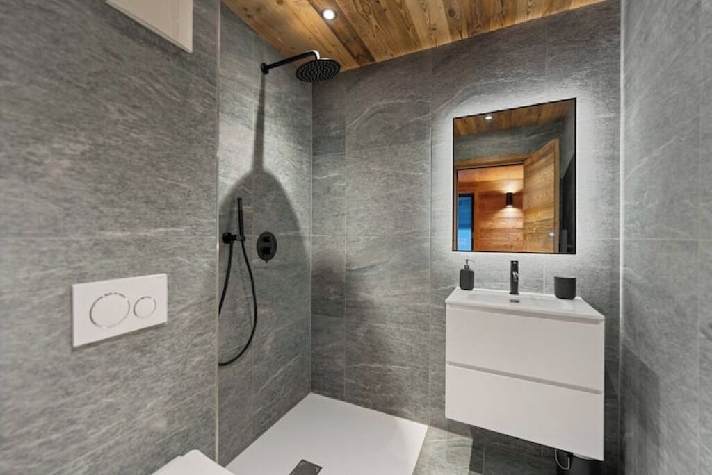 Photo of Bathroom in Champery