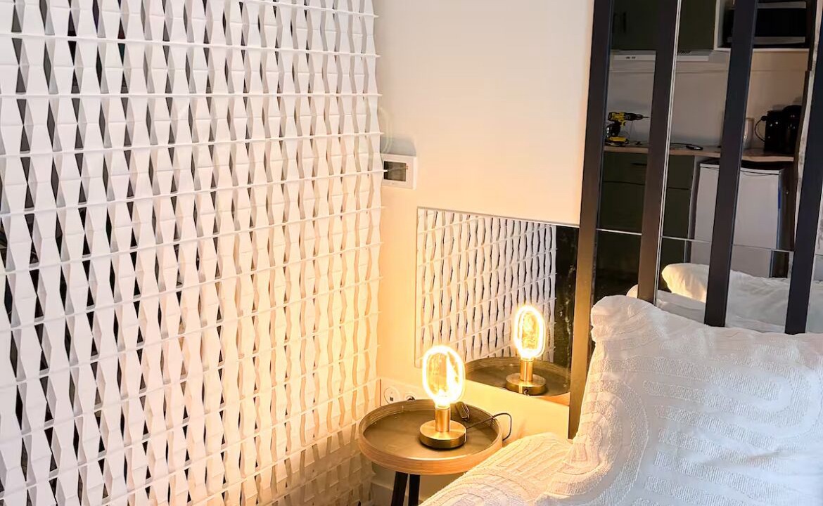 Photo of Bedroom in Clamart