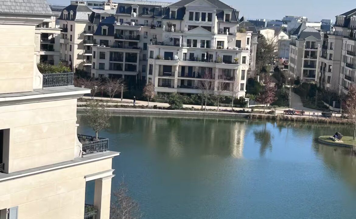 Photo of Others in Clamart