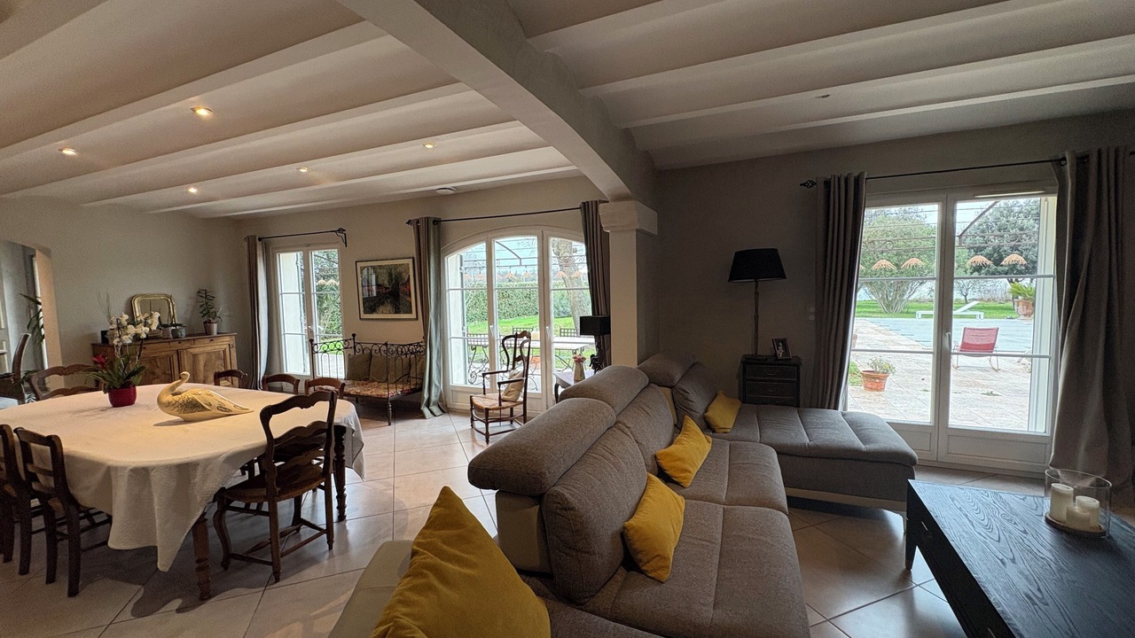 Photo of Livingroom in Saint-Genies-de-Comolas