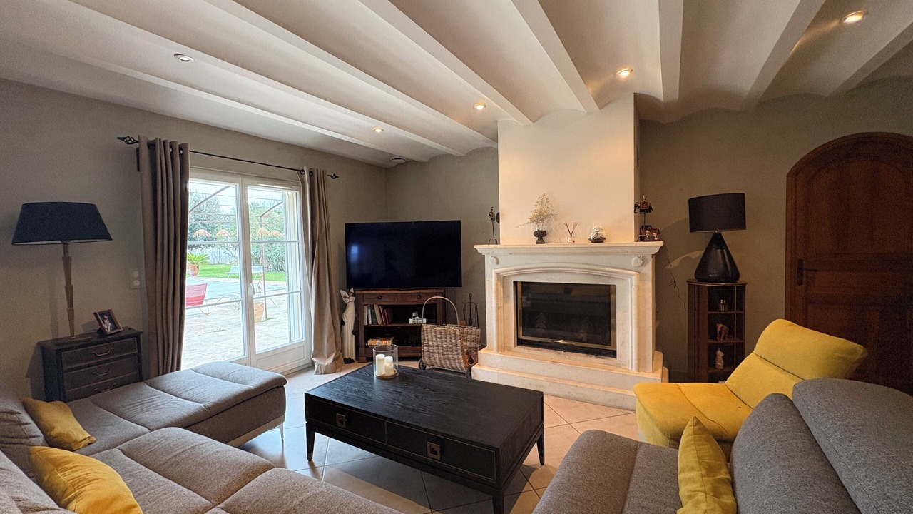 Photo of Livingroom in Saint-Genies-de-Comolas