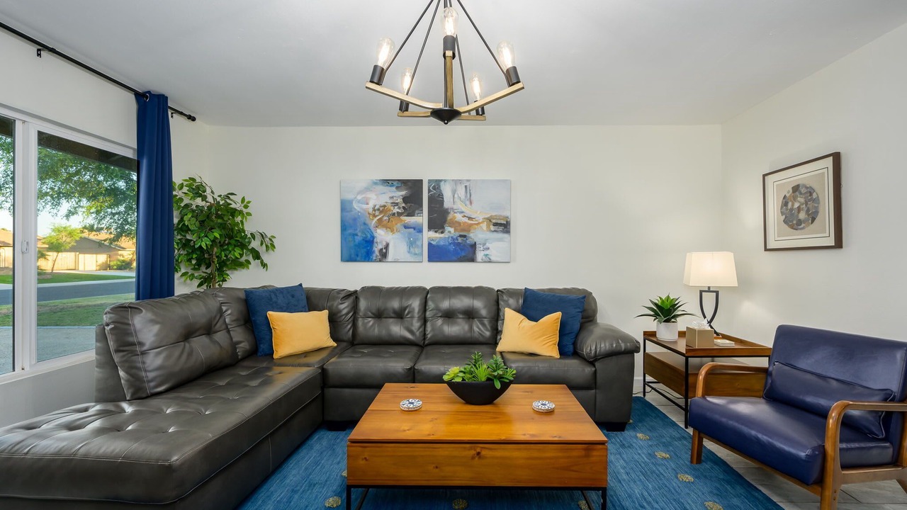 Photo of Bedroom in West Glen Community Association