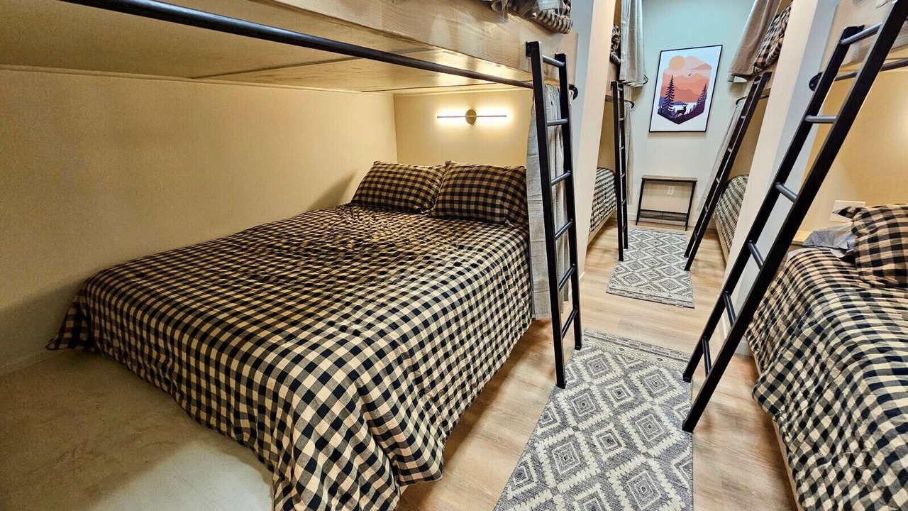 Photo of Bedroom in Steelville