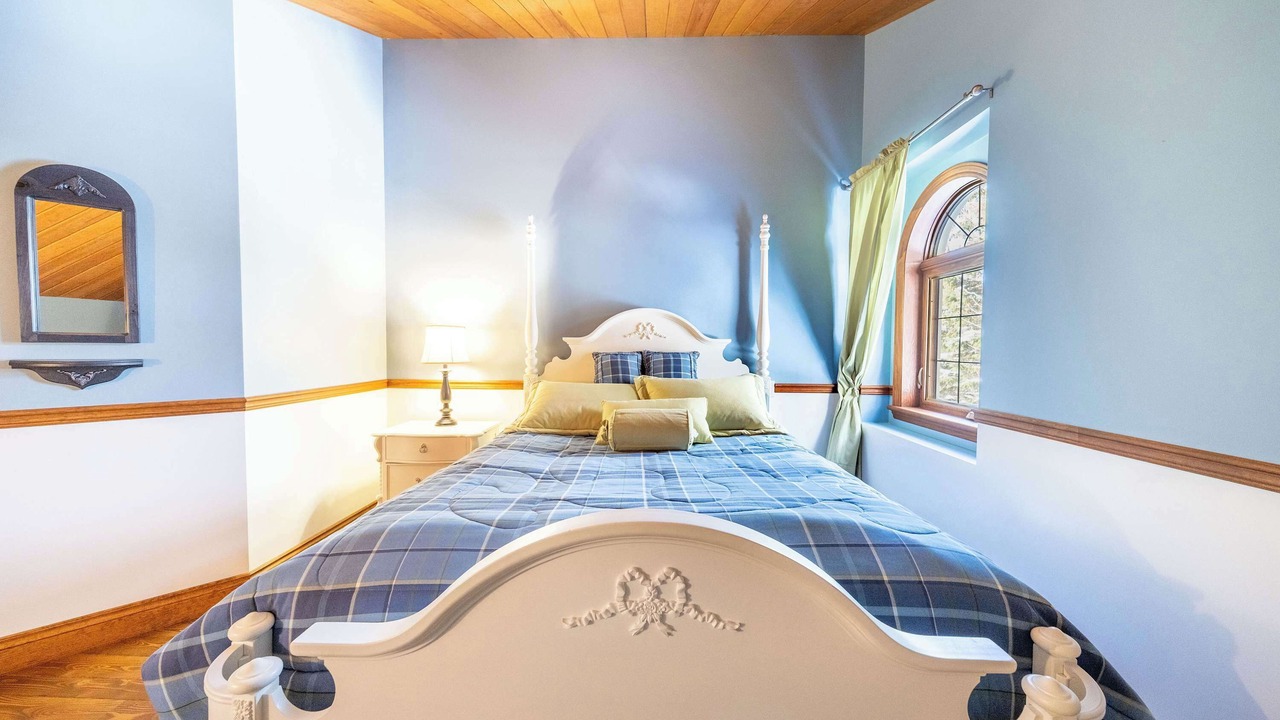 Photo of Bedroom in Saint-Philemon