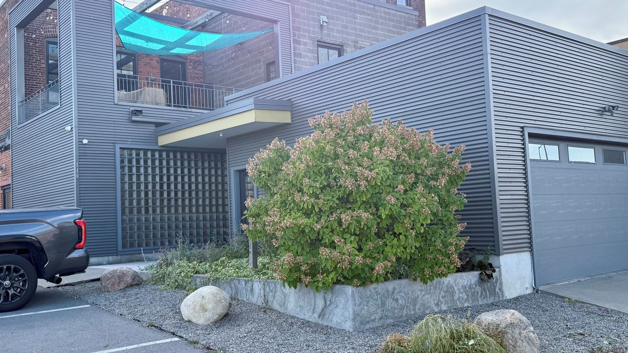 Photo of Outdoor in Utica