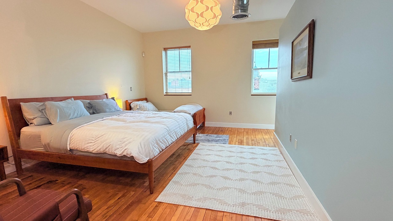 Photo of Bedroom in Utica