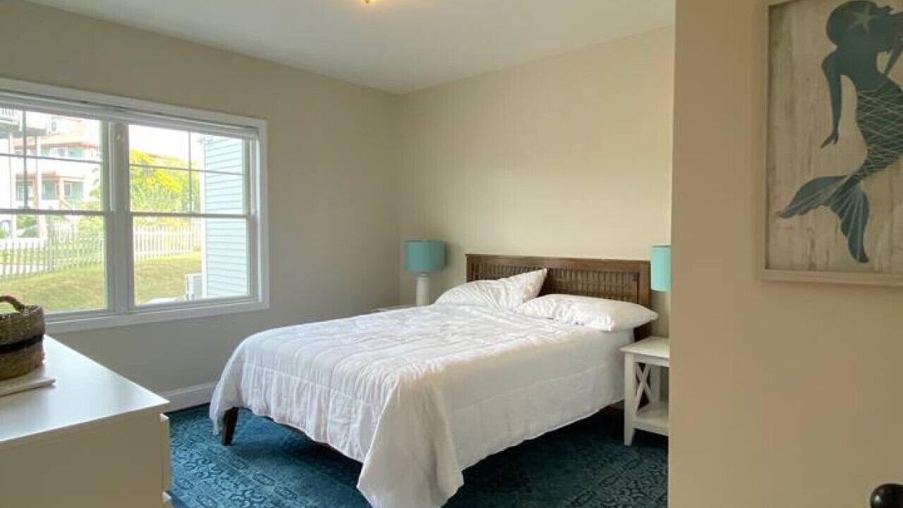 Photo of Bedroom in Newport