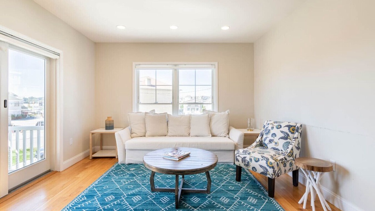 Photo of Livingroom in Newport