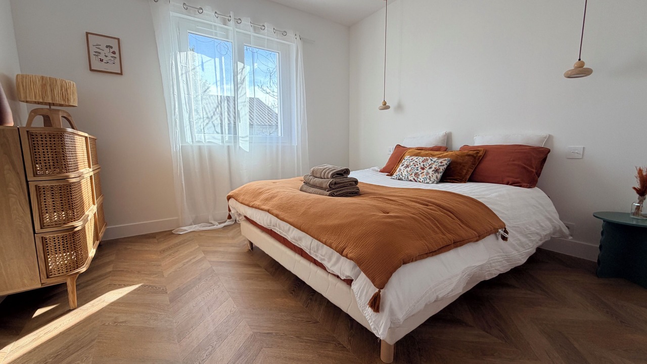 Photo of Bedroom in Saint-Pierre-du-Mont