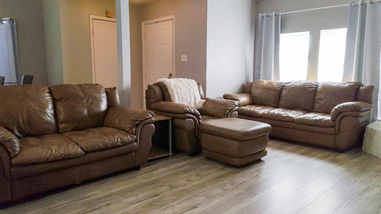 Photo of Livingroom in Northeast Houston