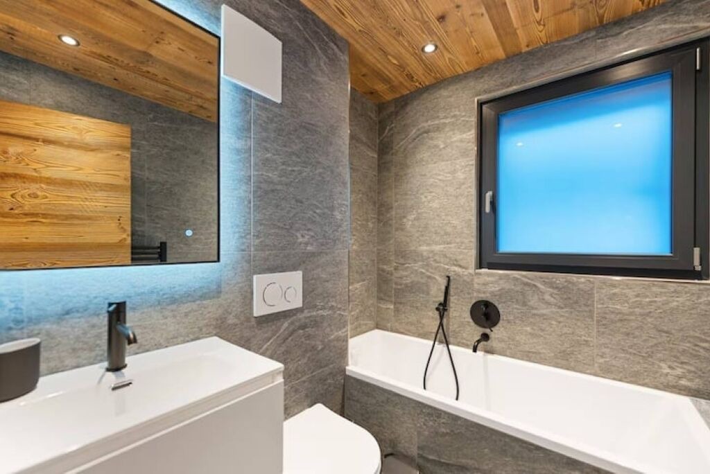 Photo of Bathroom in Champery
