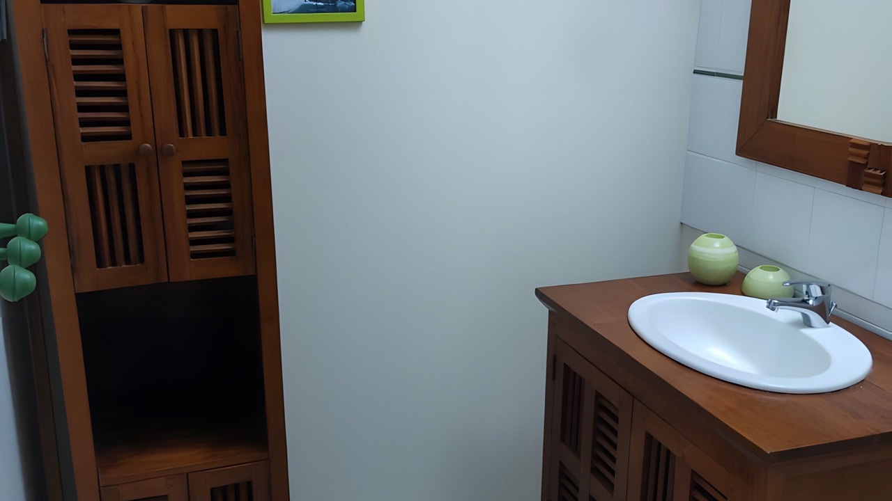 Photo of Bathroom in Trebedan