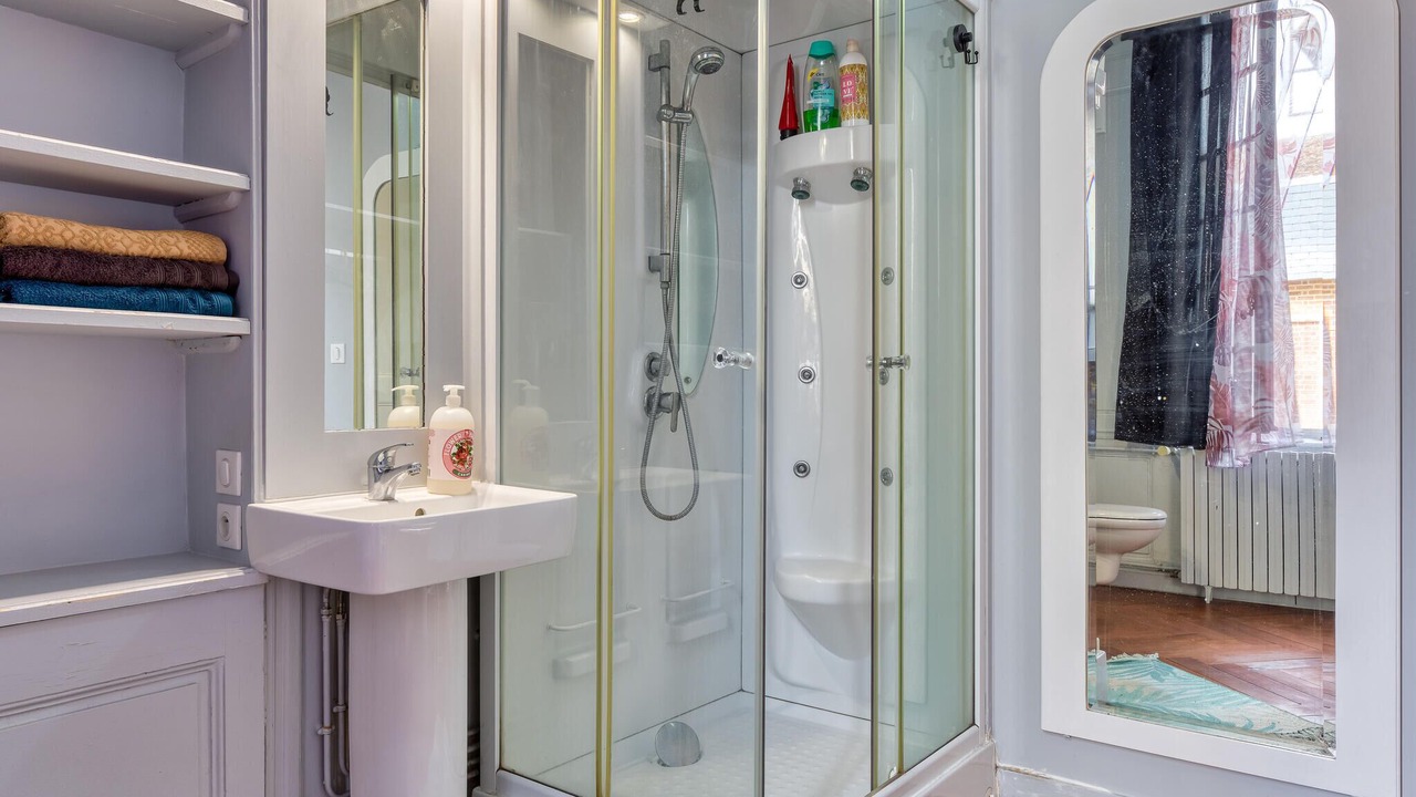 Photo of Bathroom in Les Andelys