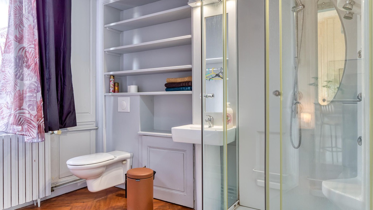 Photo of Bathroom in Les Andelys