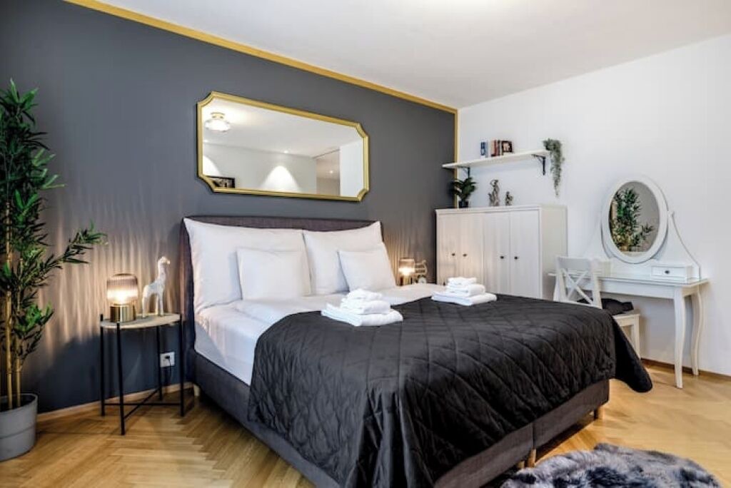 Photo of Bedroom in Center