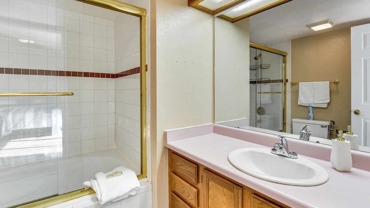 Photo of Bathroom in Aurora