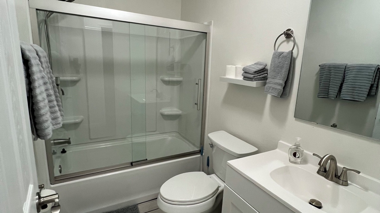 Photo of Bathroom in St. Robert