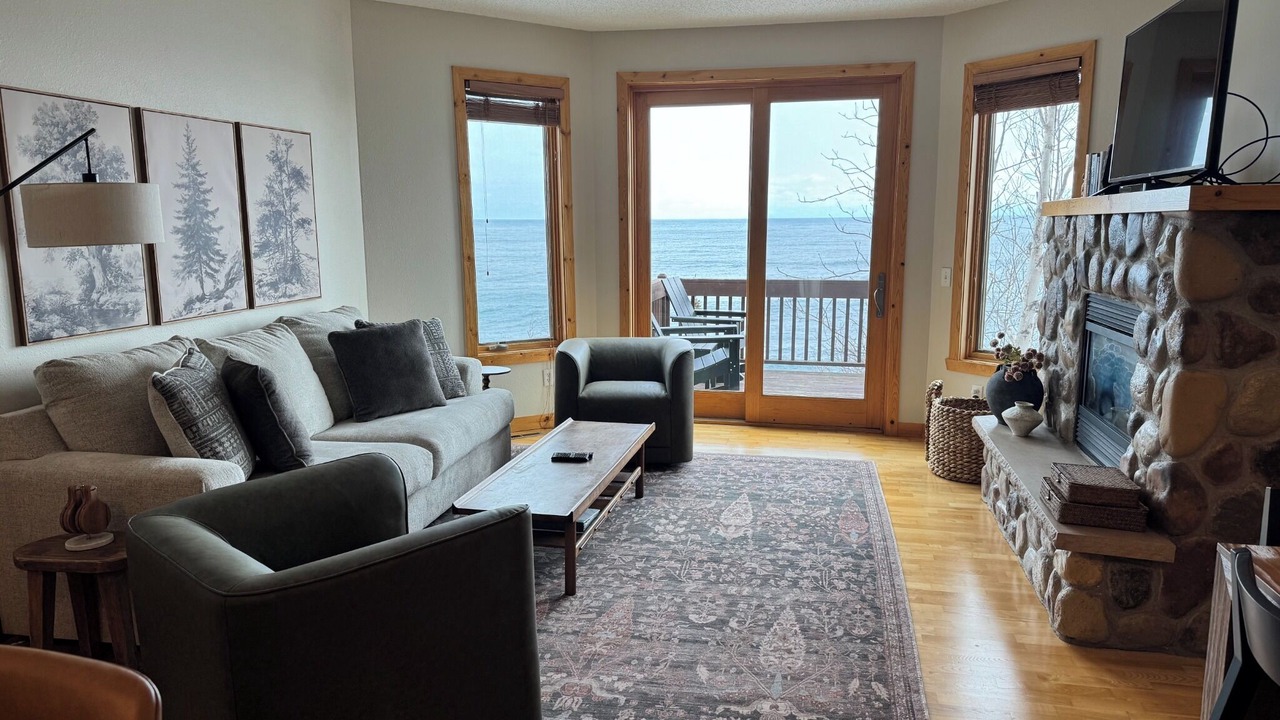 Photo of Livingroom in Beaver Bay