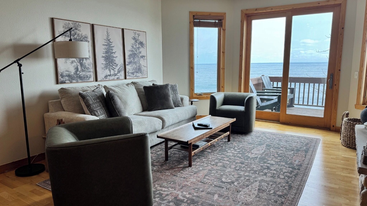 Photo of Livingroom in Beaver Bay