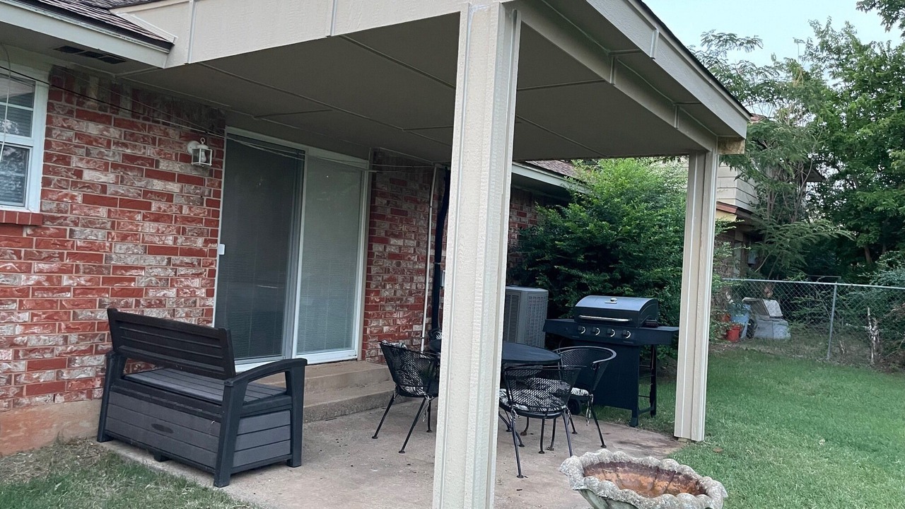 Photo of Patio Balcony in Moore