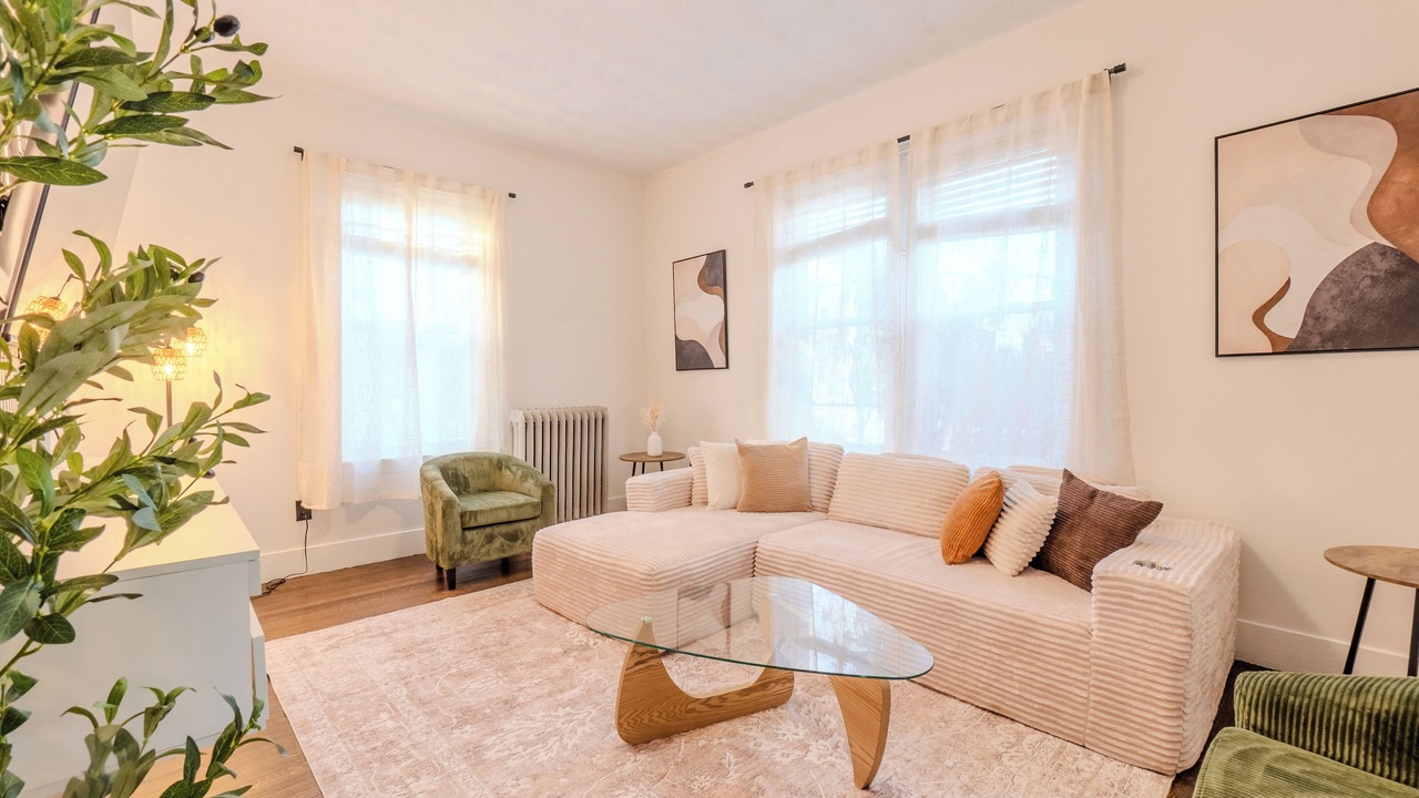 Photo of Livingroom in South Medford