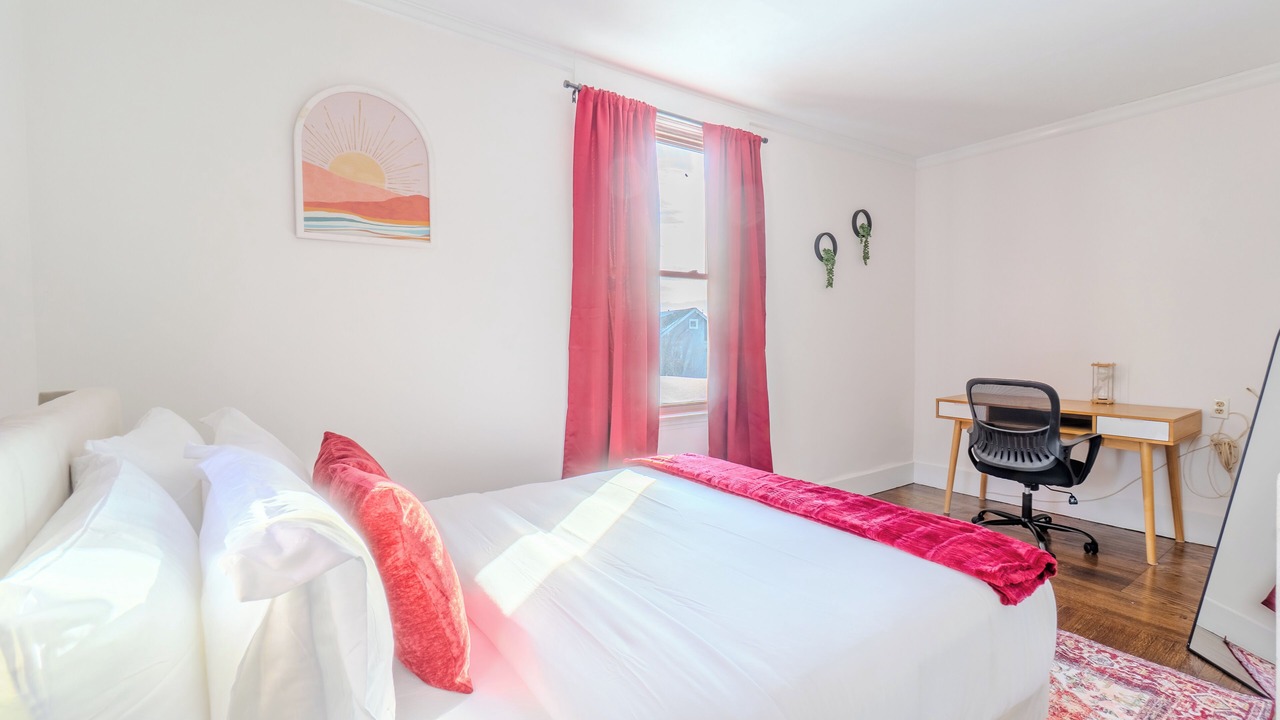 Photo of Bedroom in South Medford