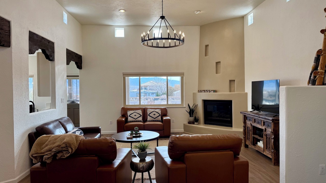 Photo of Livingroom in Rio Rancho
