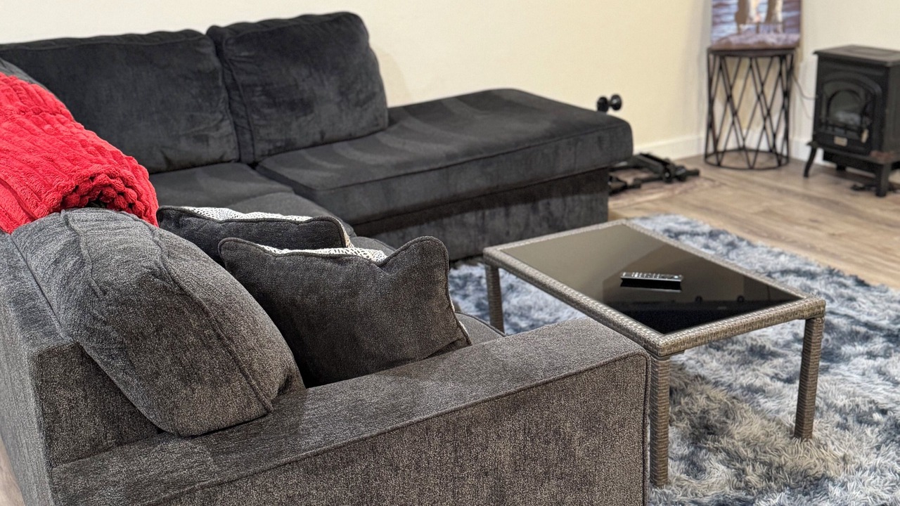 Photo of Livingroom in Oakridge