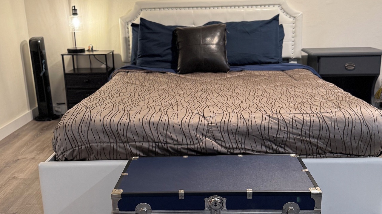Photo of Bedroom in Oakridge