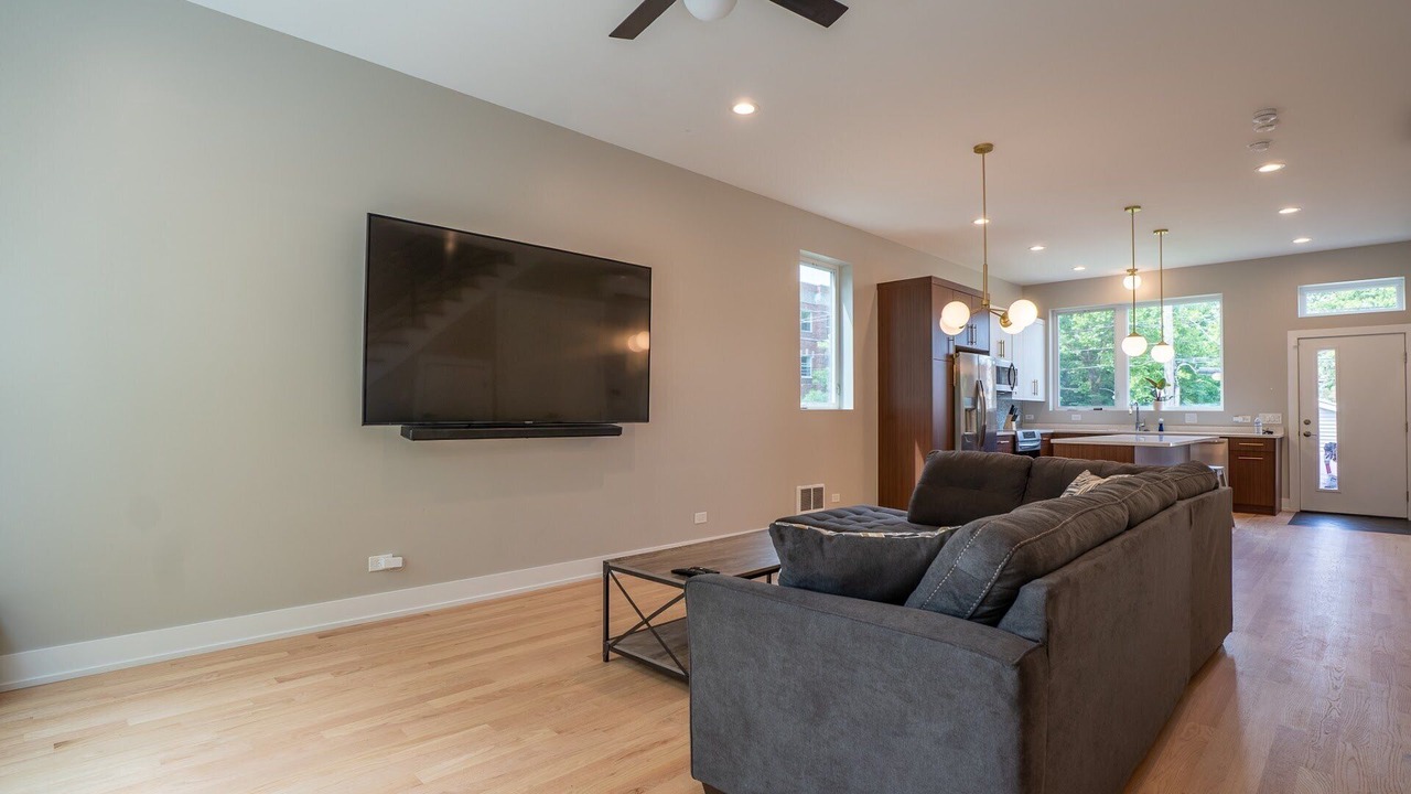 Photo of Livingroom in Woodlawn