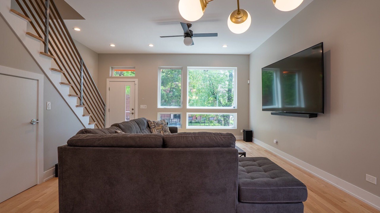 Photo of Livingroom in Woodlawn