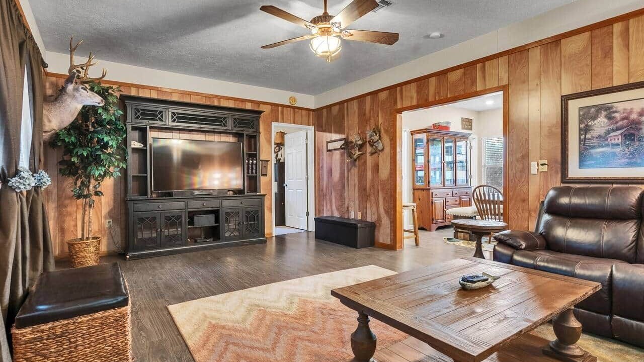 Photo of Livingroom in Jasper