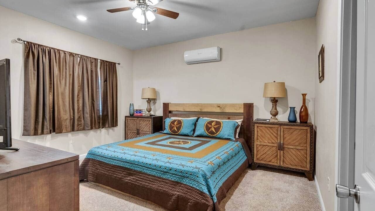 Photo of Bedroom in Jasper