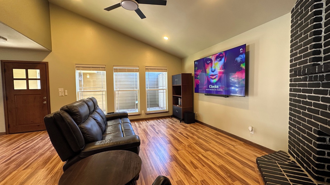 Photo of Livingroom in Victoria