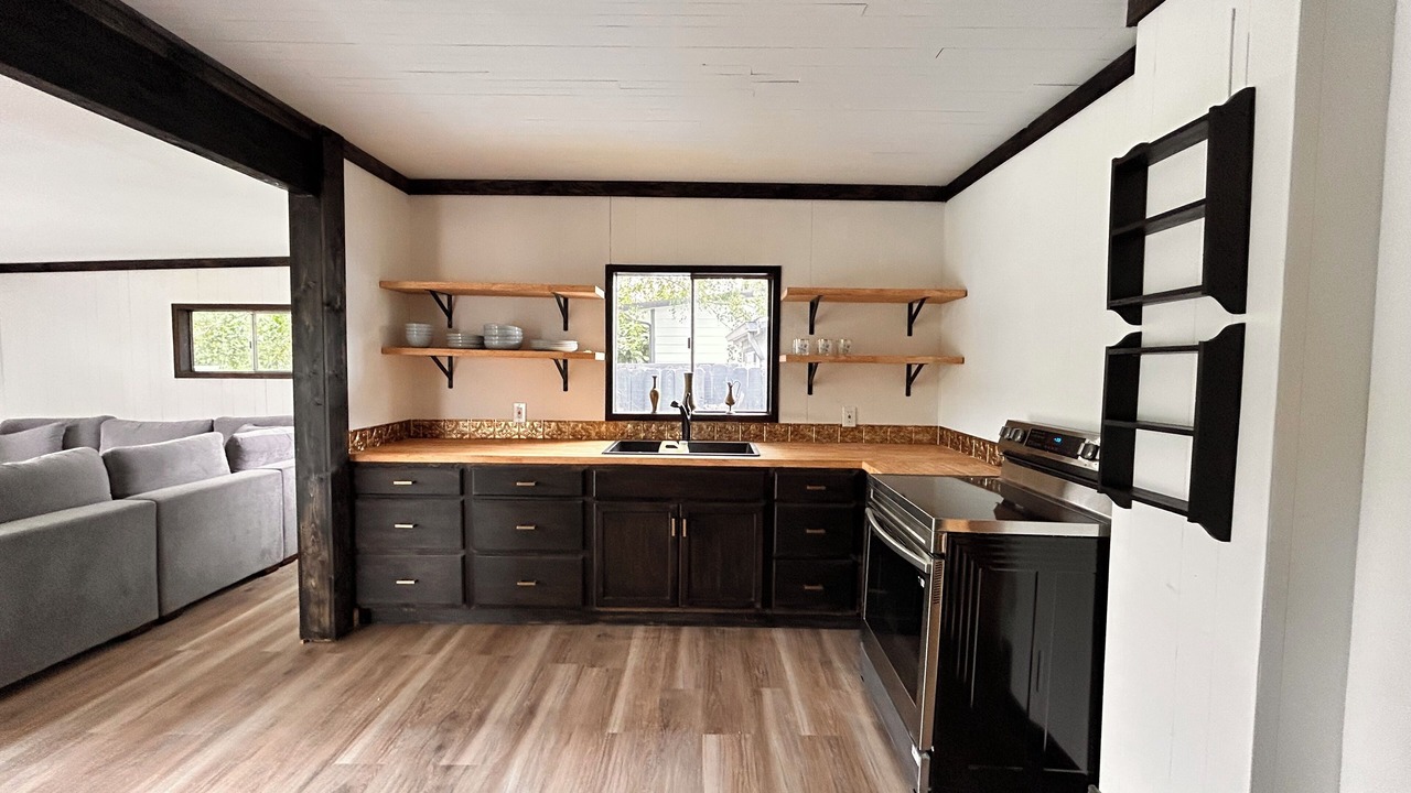 Photo of Kitchen in Lakeside