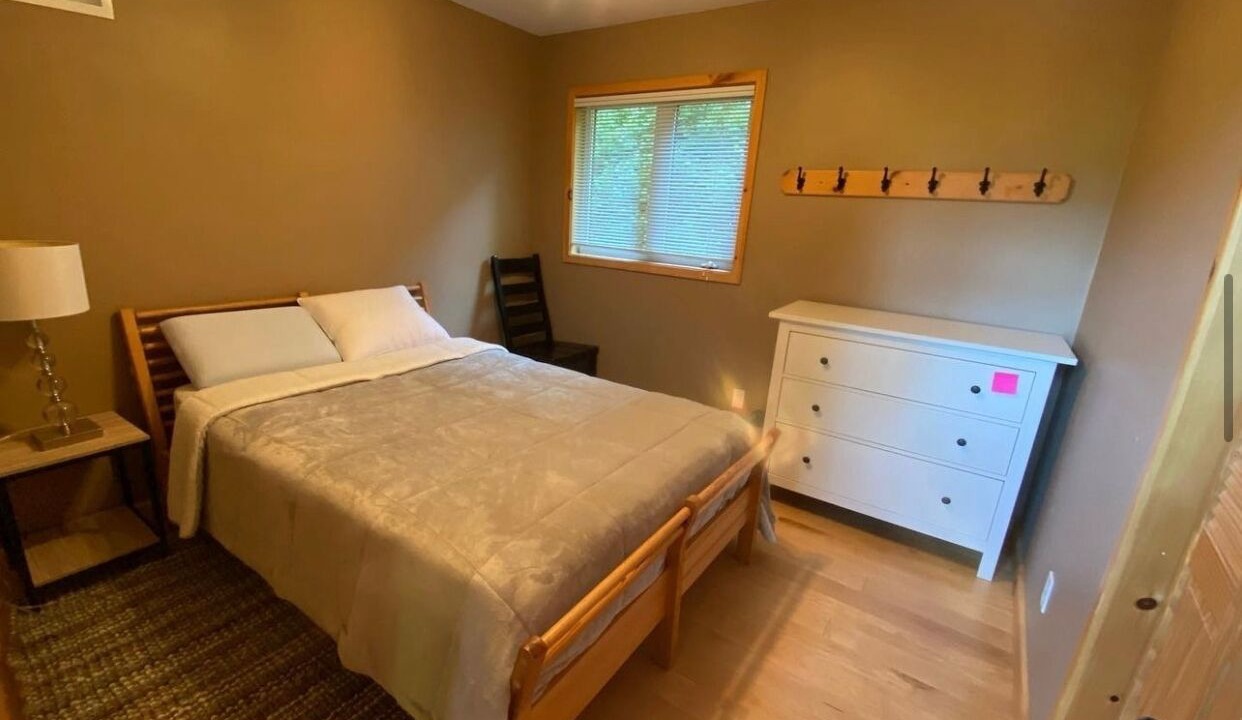 Photo of Bedroom in Dysart et al