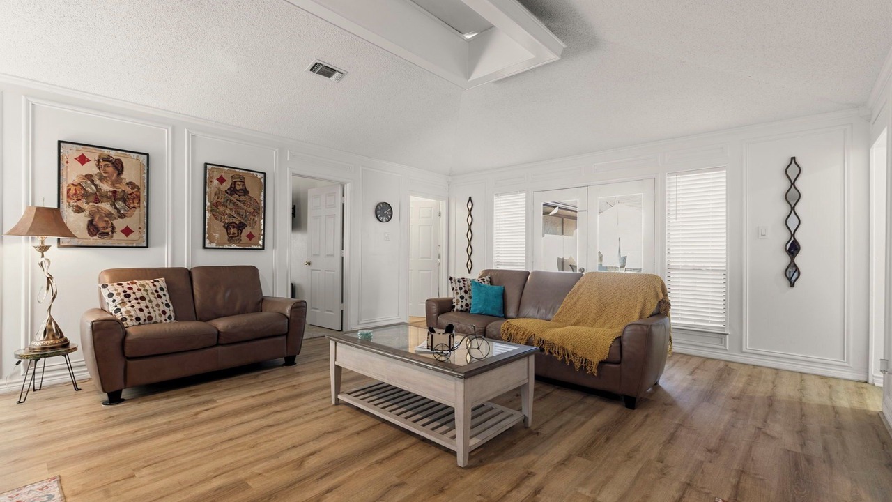 Photo of Livingroom in Buckingham