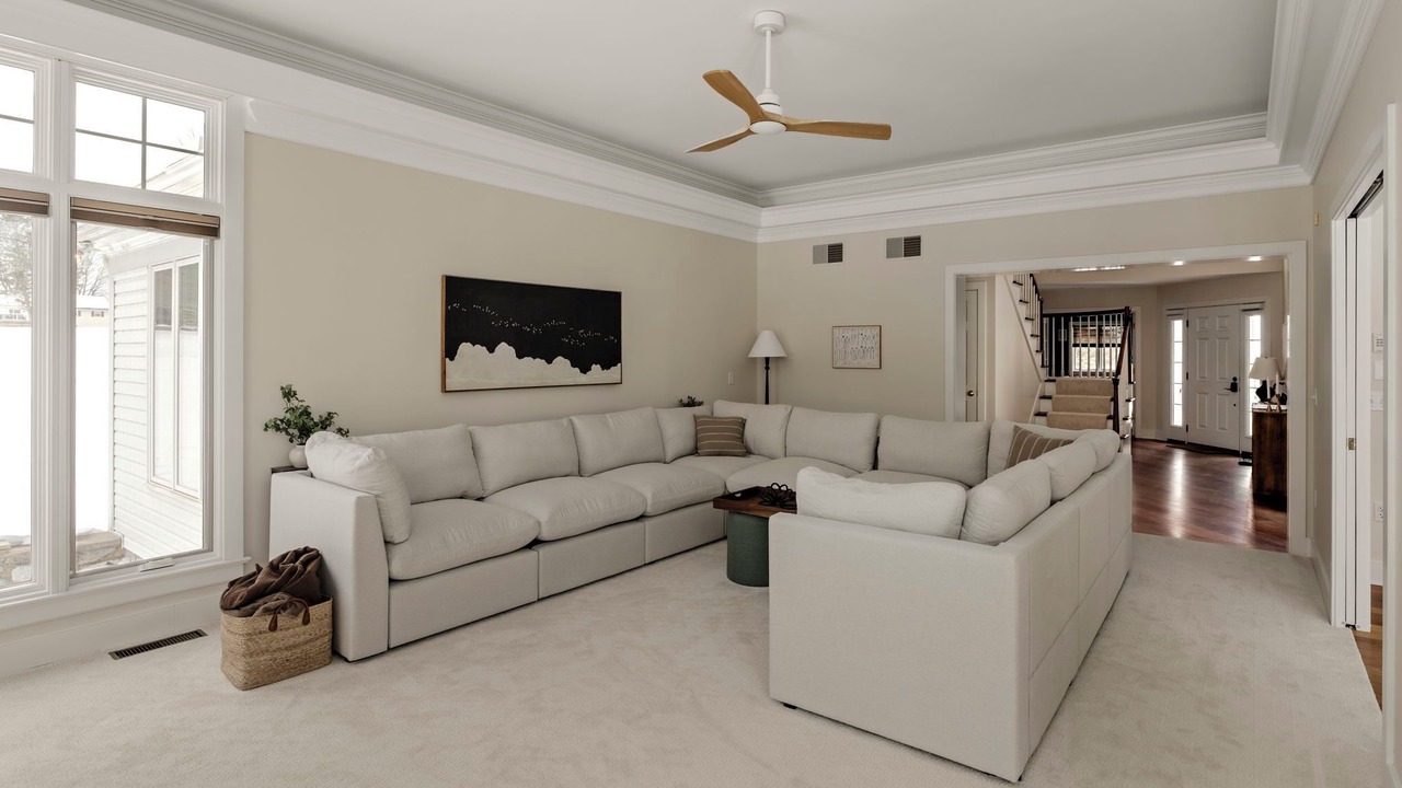 Photo of Livingroom in Washington Boro