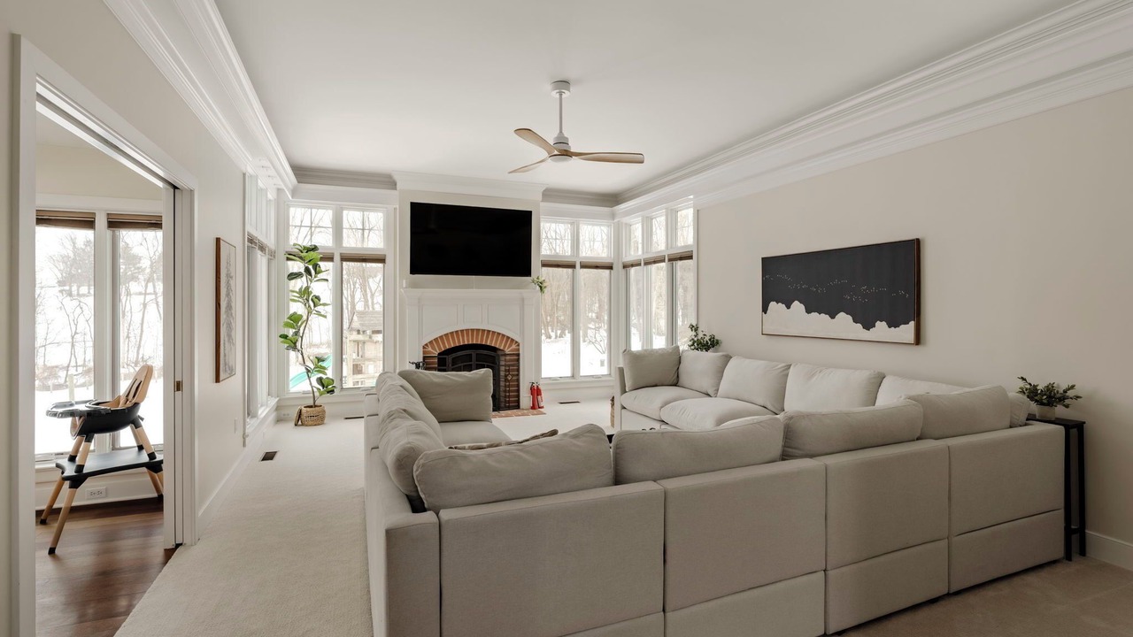 Photo of Livingroom in Washington Boro