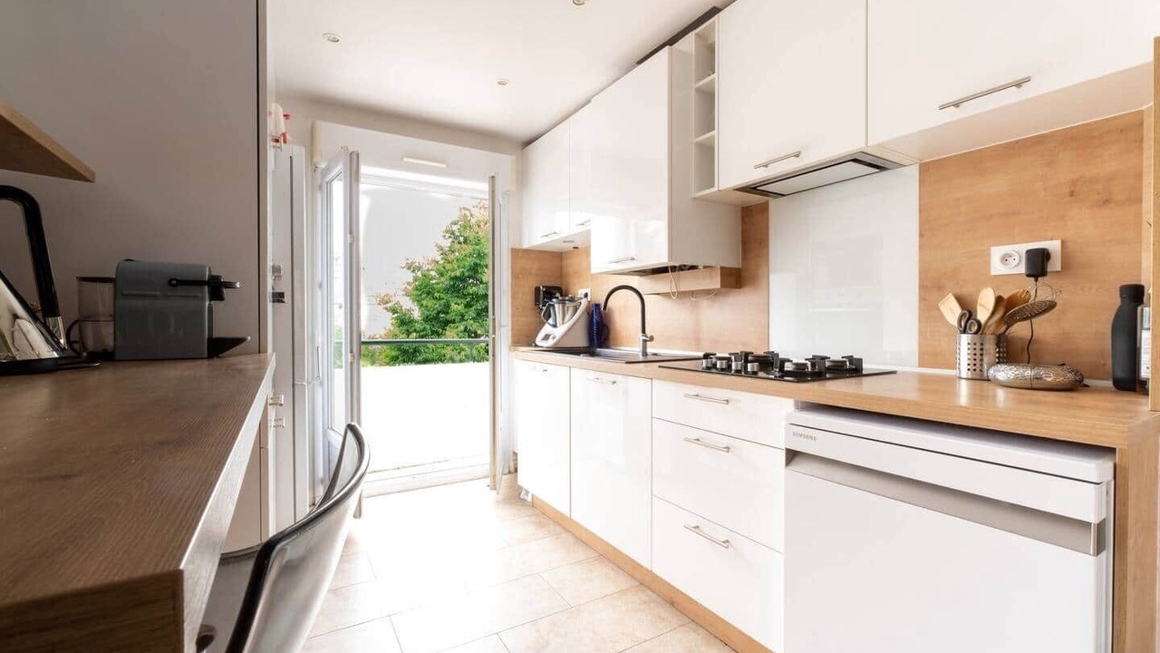 Photo of Kitchen in Saint-Helier