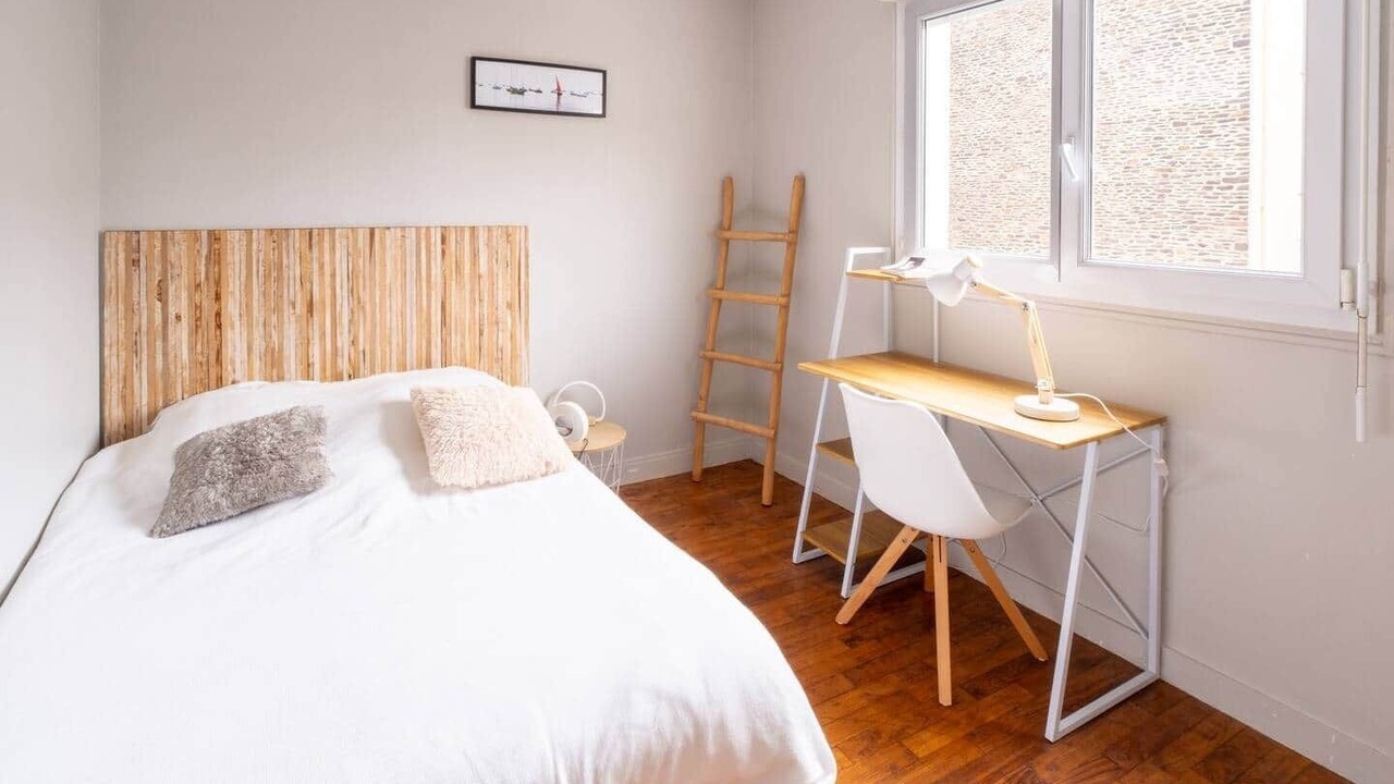 Photo of Bedroom in Saint-Helier