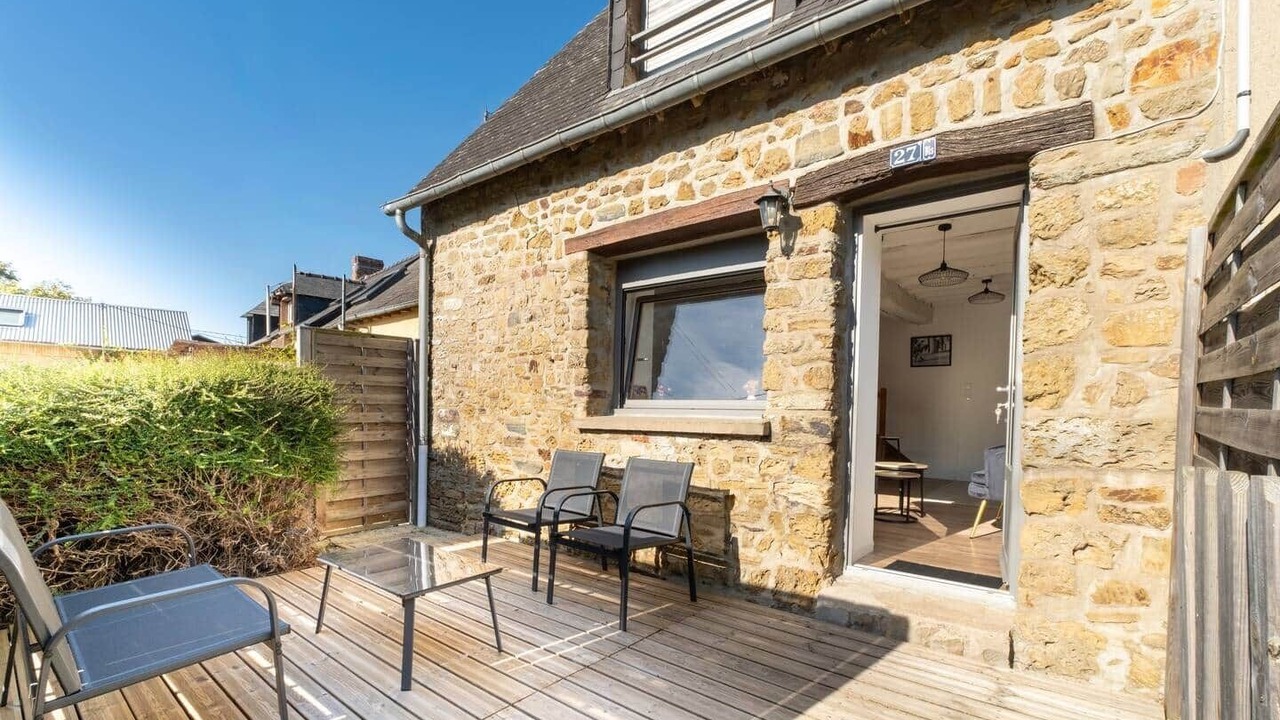 Photo of Patio Balcony in Corps-Nuds