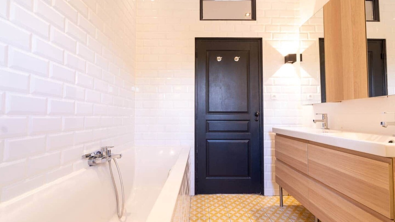 Photo of Bathroom in Thabor - Saint-Helier