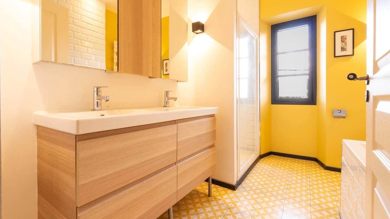 Photo of Bathroom in Thabor - Saint-Helier