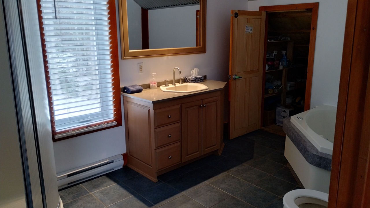 Photo of Bathroom in Saint-Michel-des-Saints